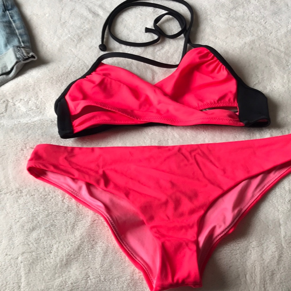 Swim suit